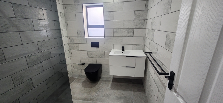 3 Bedroom Property for Sale in Dana Bay Western Cape